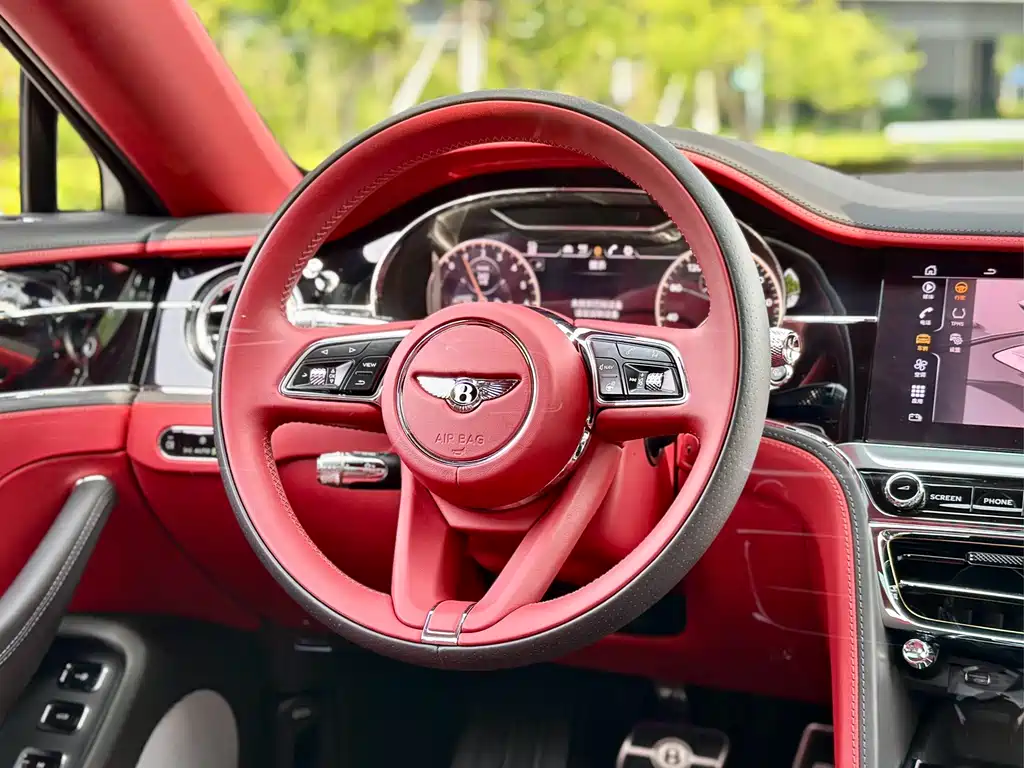 Bentley Flying Spur PHEV — миниатюра 19