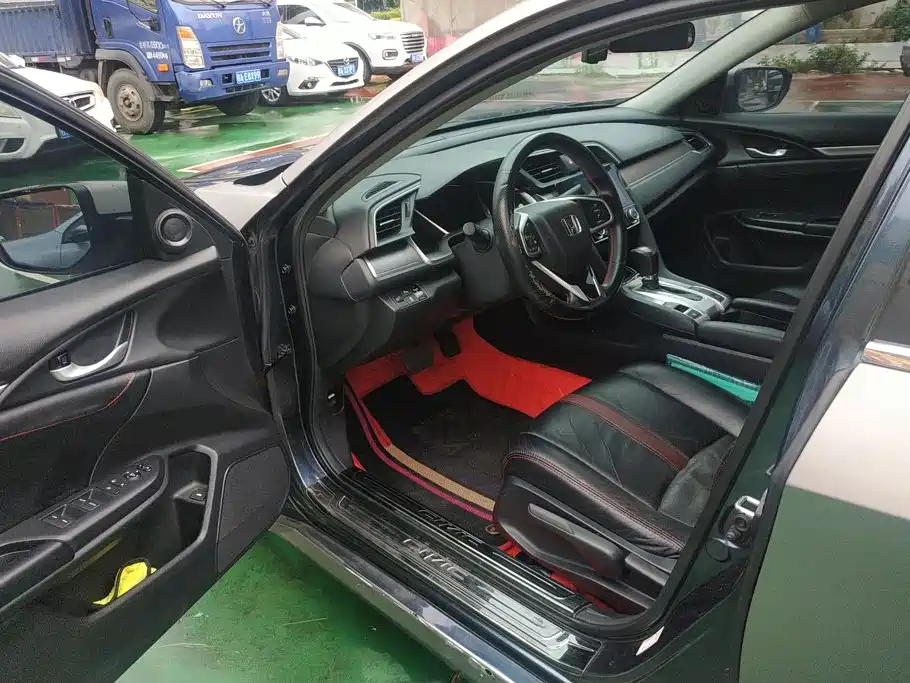 Honda Civic — миниатюра 9