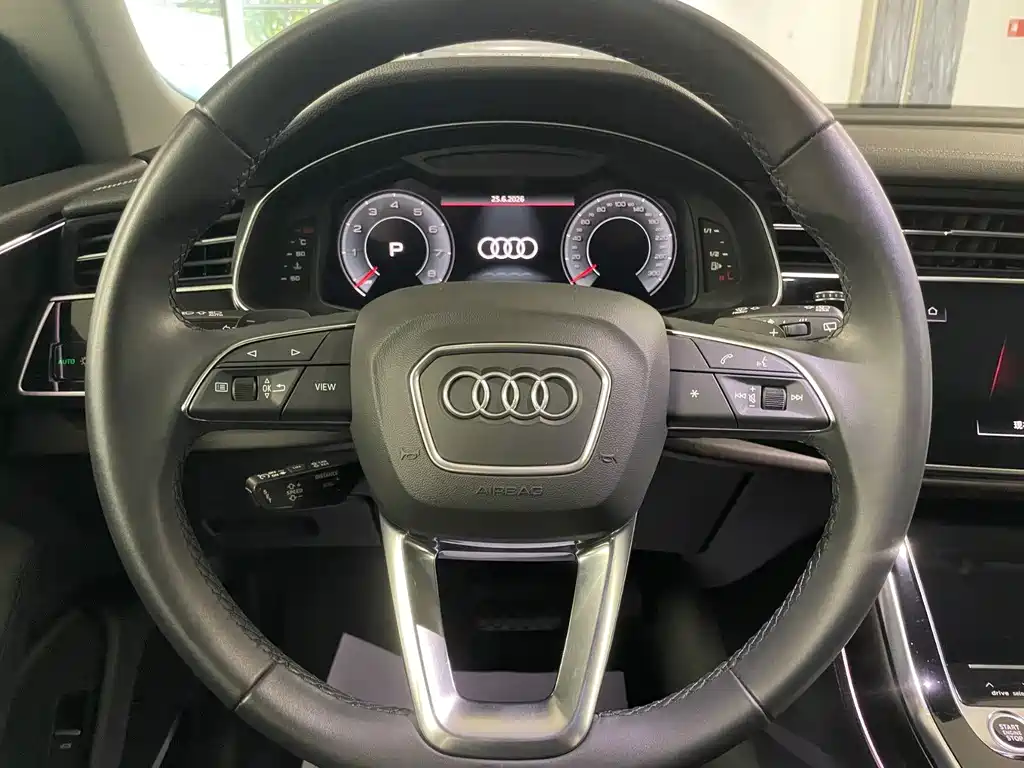 Audi Q8 — миниатюра 11