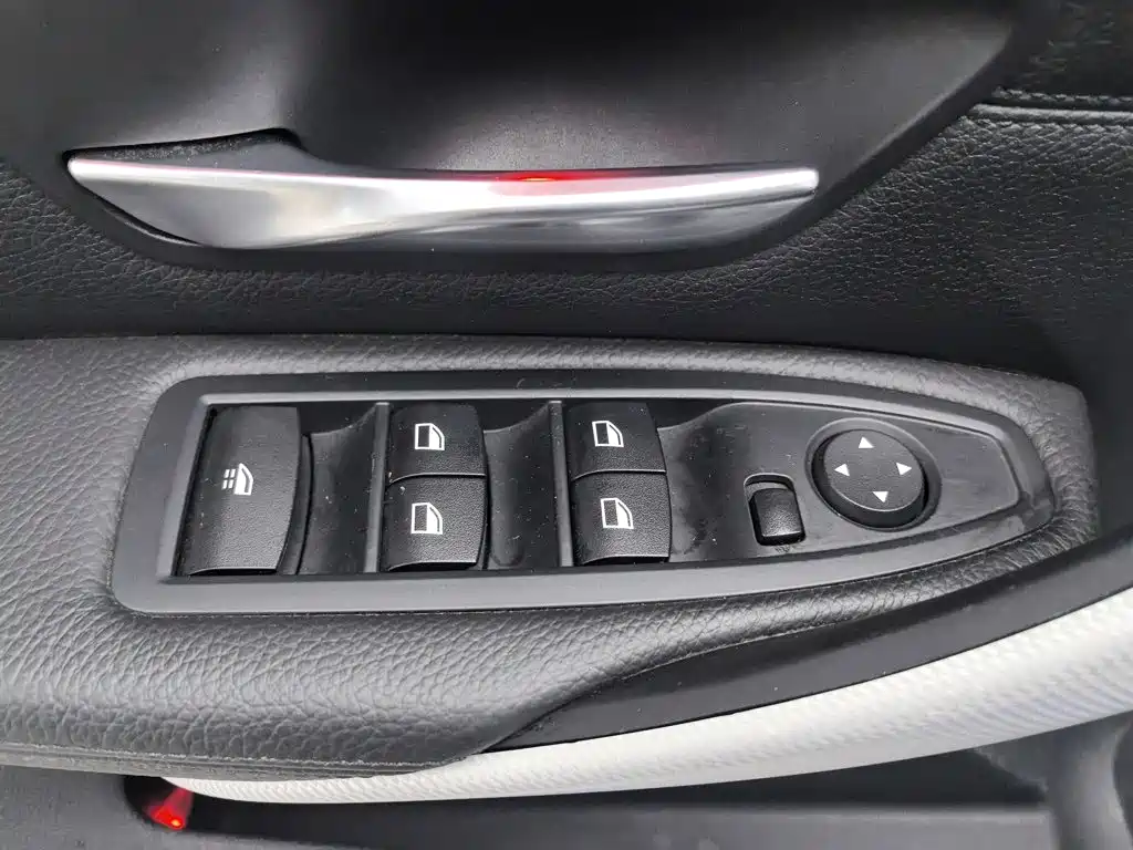 BMW 4 Series — миниатюра 9