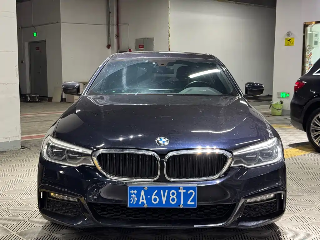 BMW 5 Series — миниатюра 2