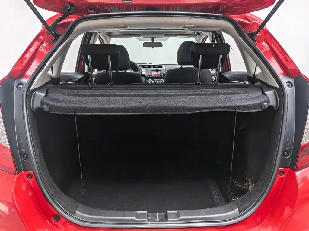 Honda Fit — миниатюра 16