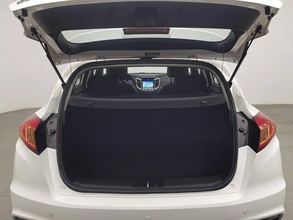 Changan Eado XT — миниатюра 16