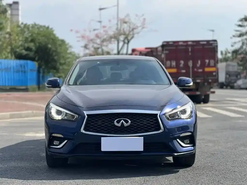 Infiniti Q50L — миниатюра 2