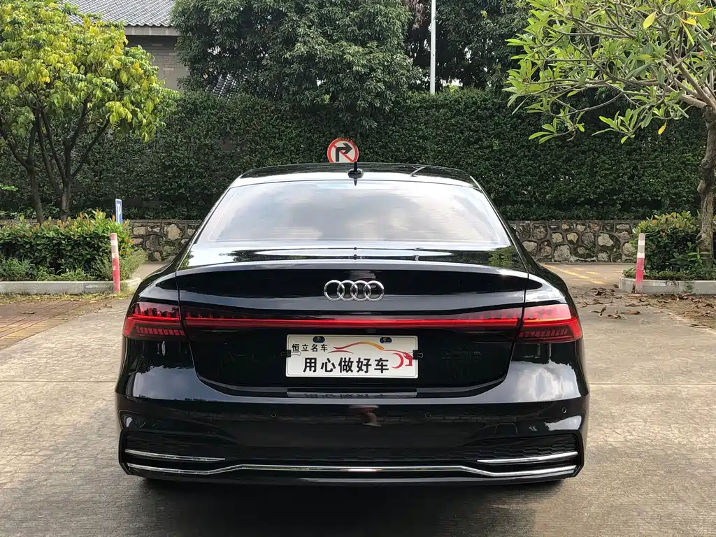 Audi A7L — миниатюра 5
