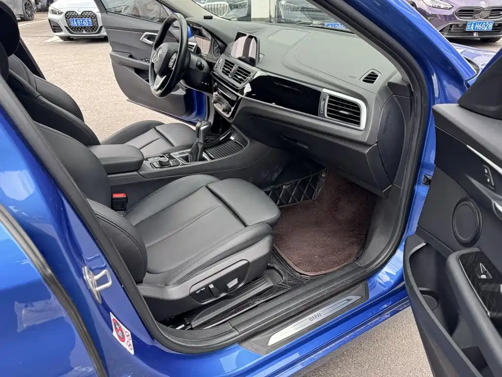 BMW 1 Series — миниатюра 18