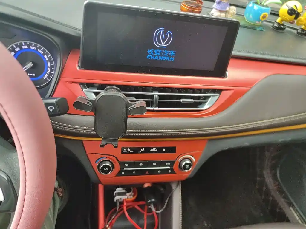 Changan Eado DT — миниатюра 9