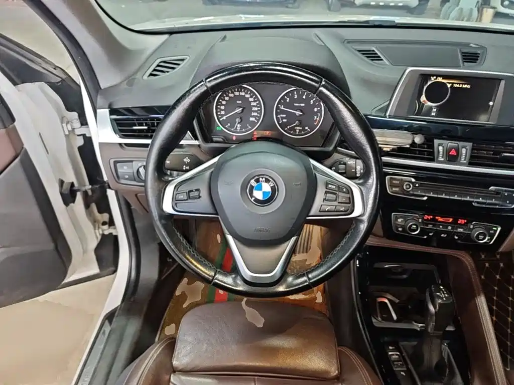 BMW X1 — миниатюра 11