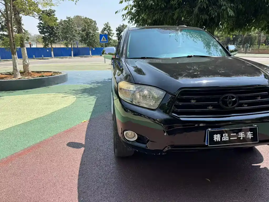Toyota Highlander — миниатюра 9