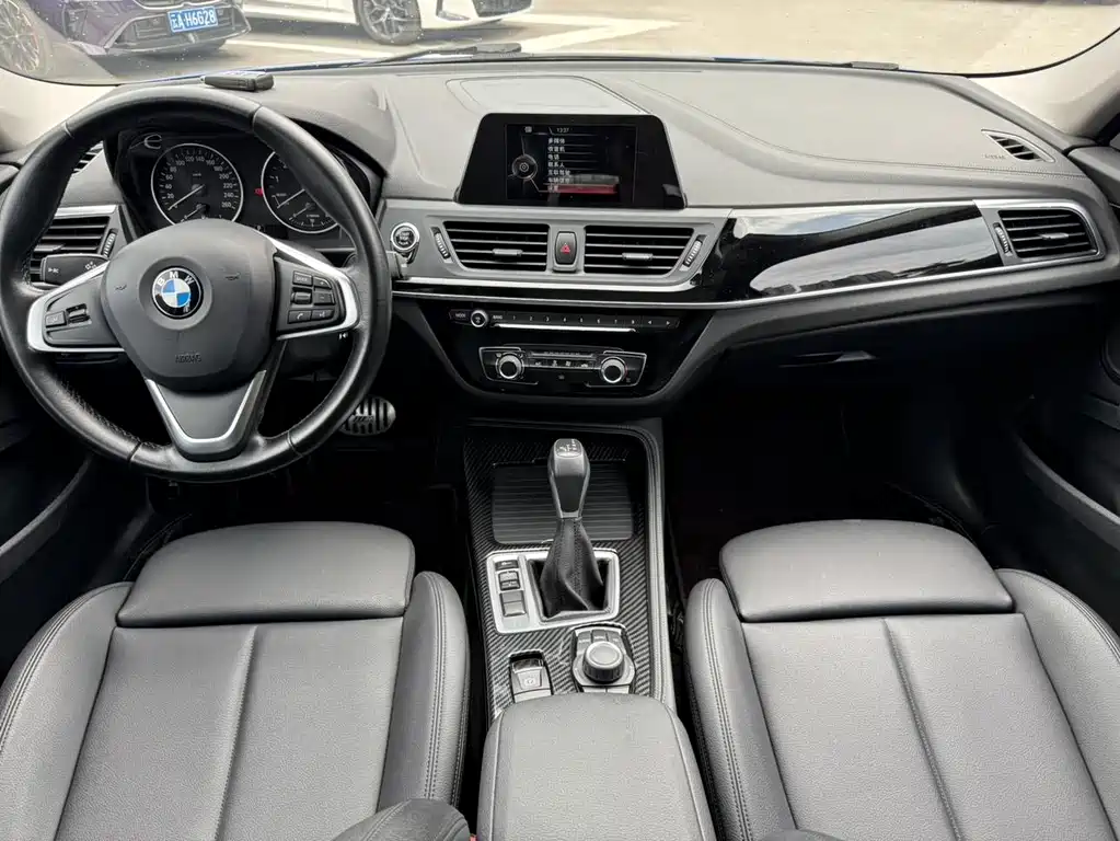 BMW 1 Series — миниатюра 10
