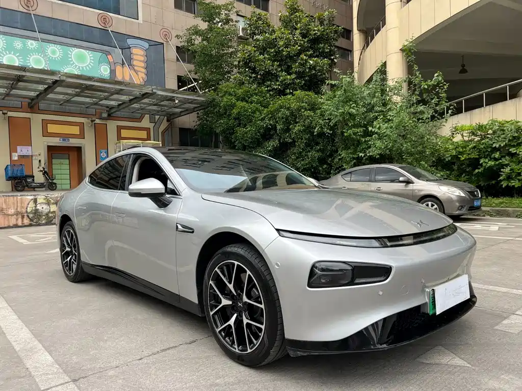XPeng P7 — миниатюра 3
