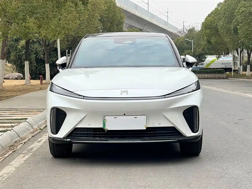 RISING AUTO FEIFAN R7