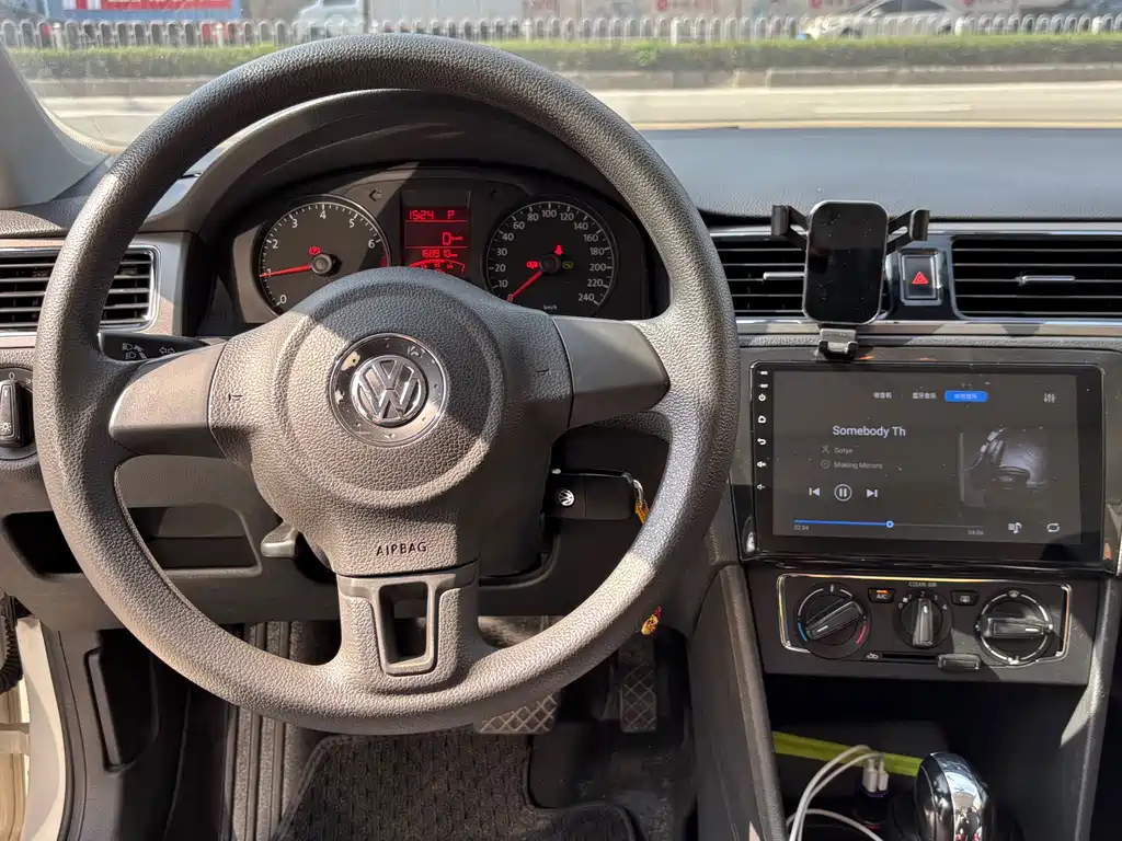 Volkswagen Santana 2015 1.6L AT Comfort