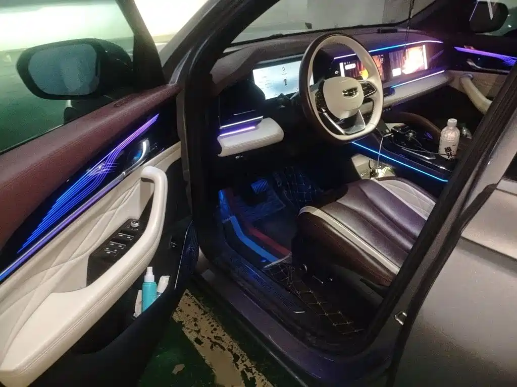 Geely Xingyue L — миниатюра 14