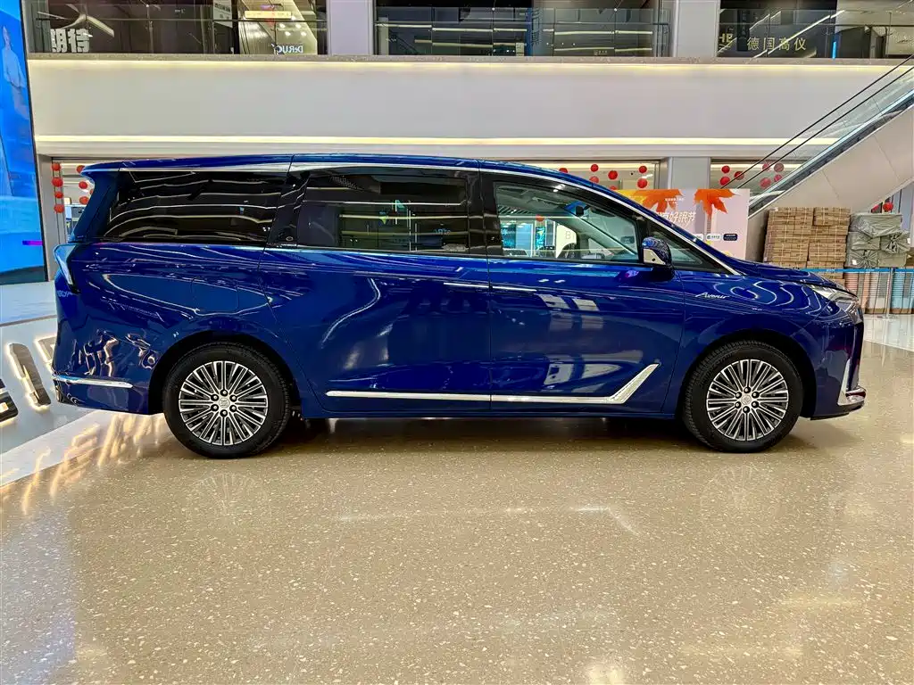 BUICK GL8 NEW ENERGY