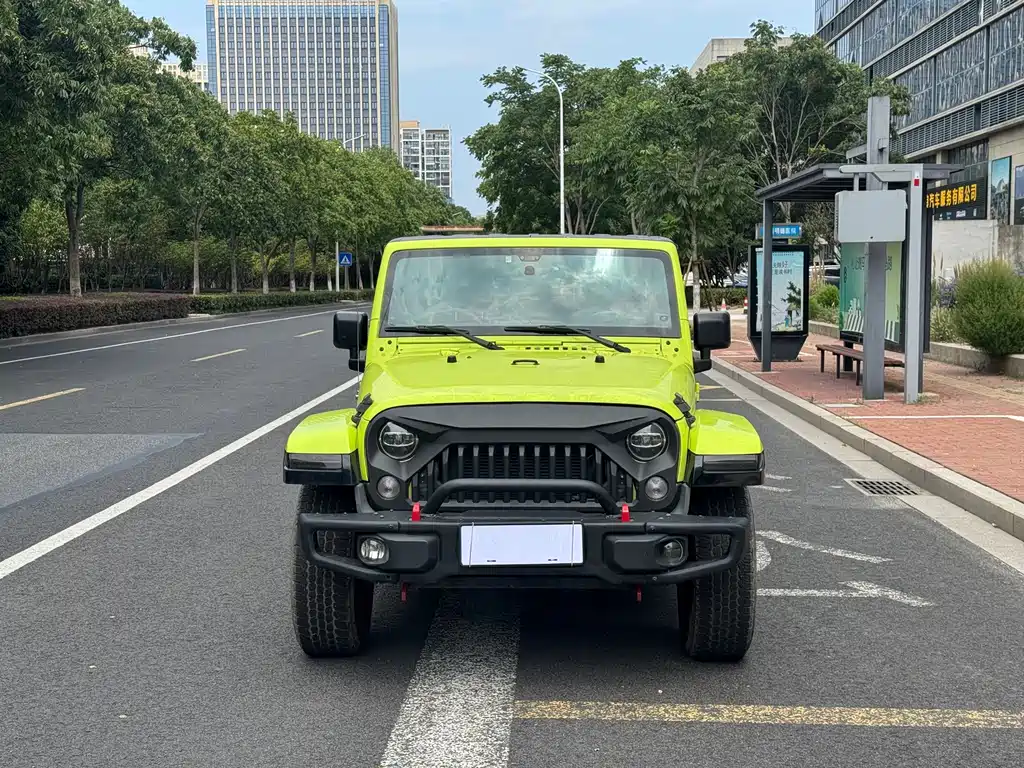Jeep Wrangler — миниатюра 2