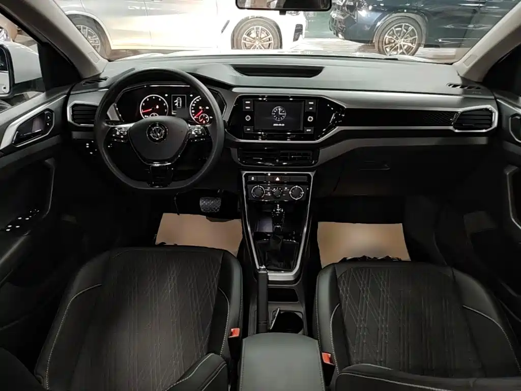 Volkswagen T-Cross — миниатюра 10