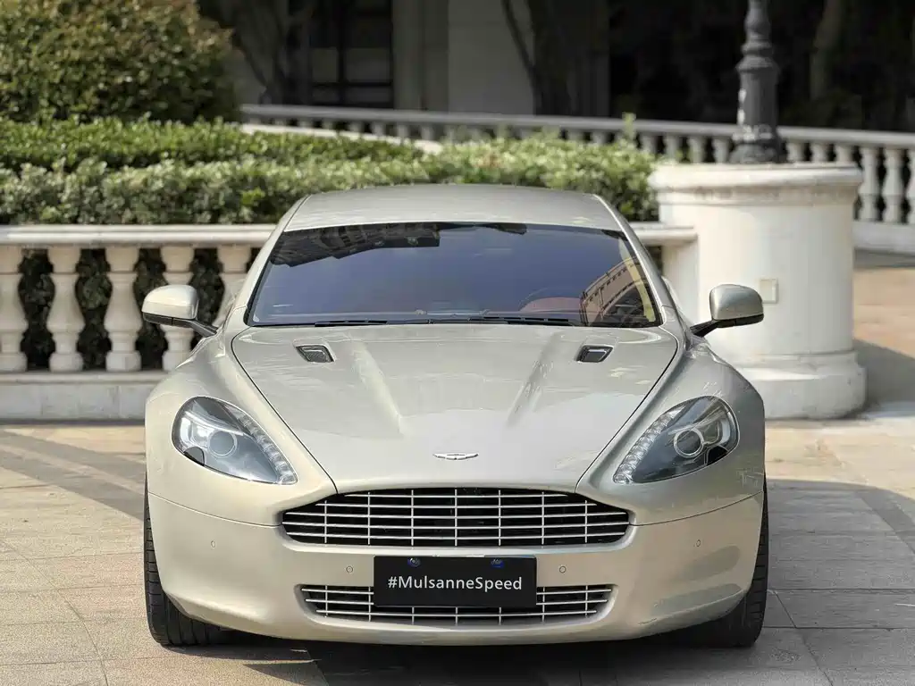 Aston Martin Rapide — миниатюра 2