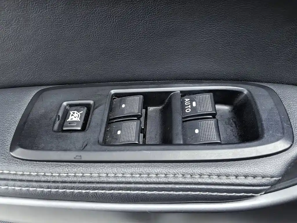 Ford Everest — миниатюра 9