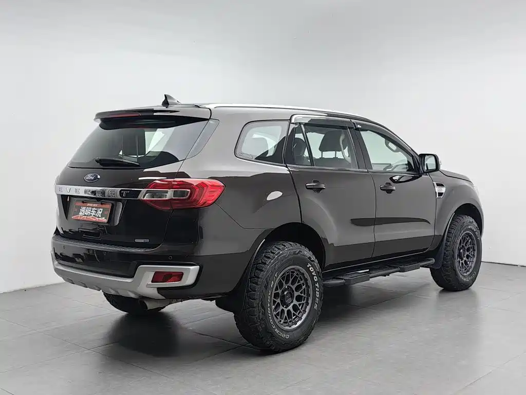 Ford Everest — миниатюра 2