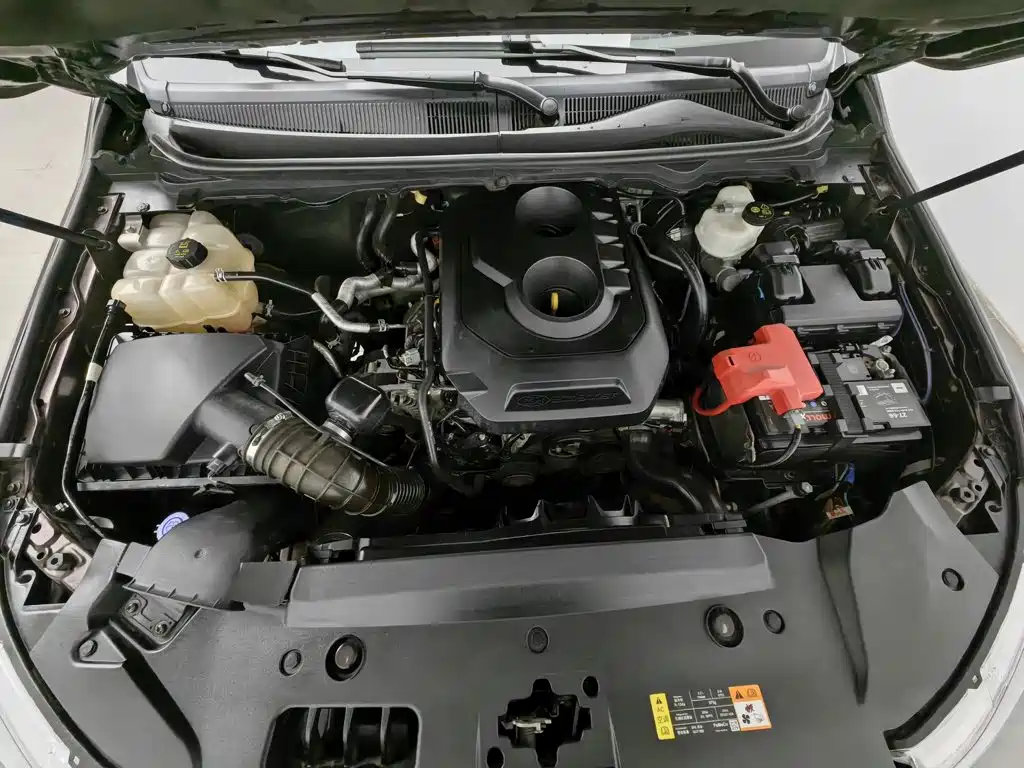 Ford Everest — миниатюра 6