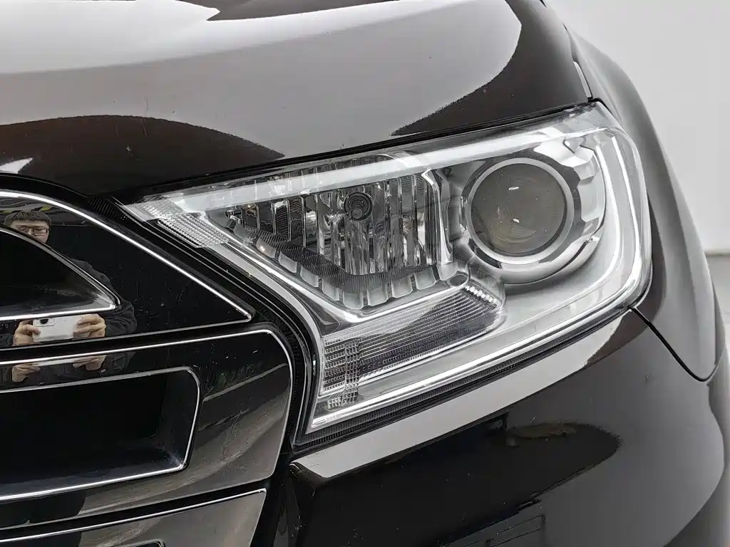 Ford Everest — миниатюра 7