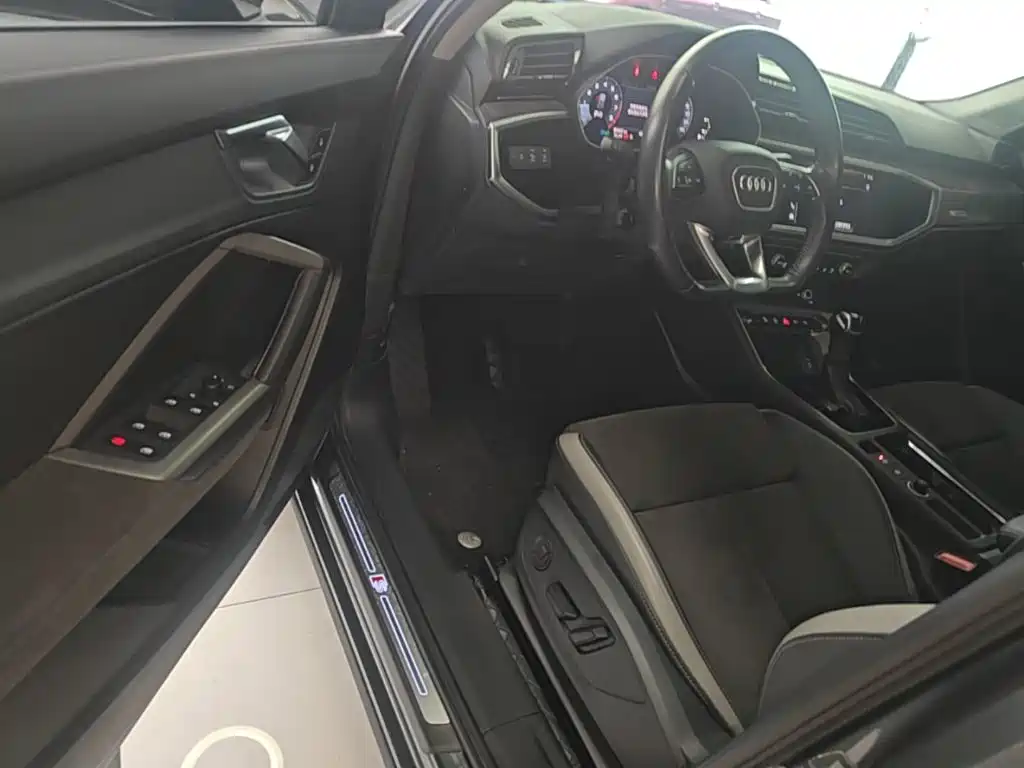 Audi Q3 — миниатюра 16