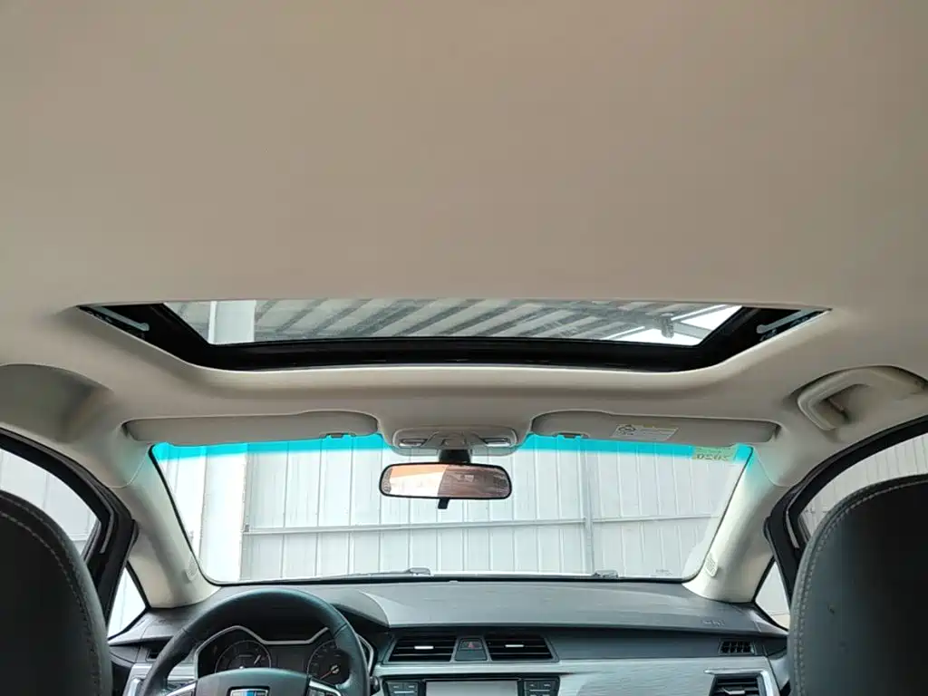 Geely Vision X3 — миниатюра 18