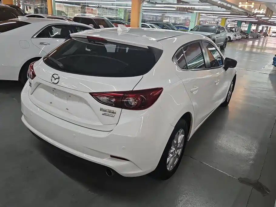 Mazda 3 Axela — миниатюра 3