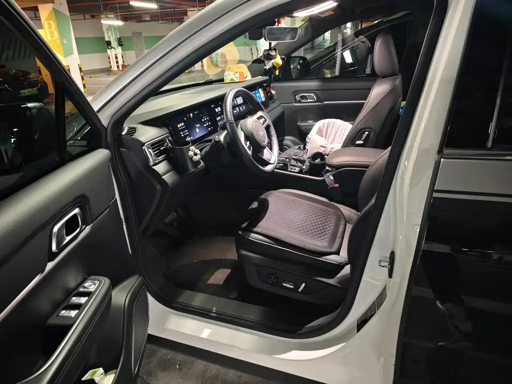 Li Auto Li ONE — миниатюра 5