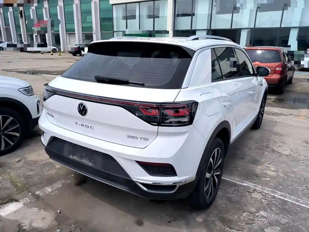Volkswagen T-Roc — миниатюра 7