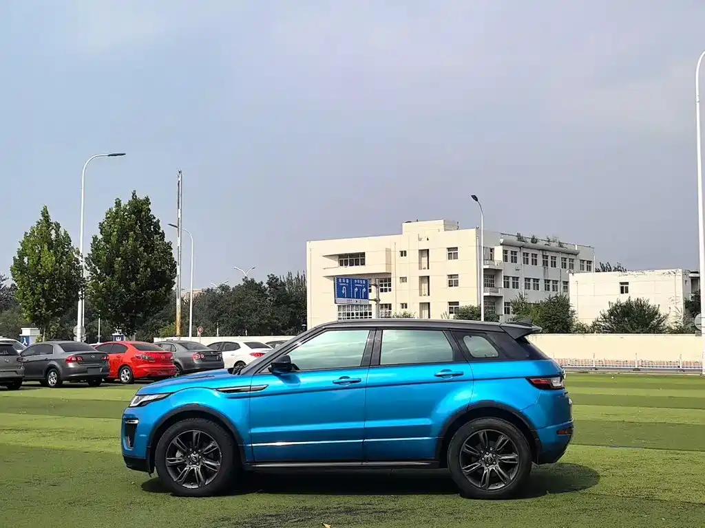 Land Rover Evoque — миниатюра 4