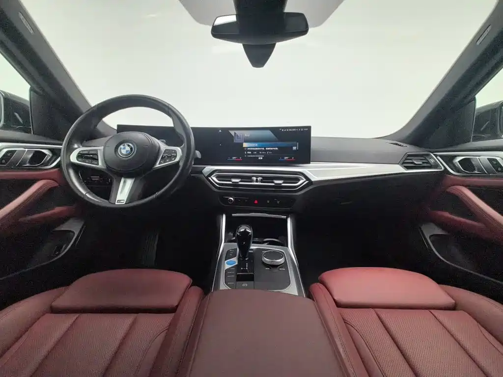 BMW i4 — миниатюра 5