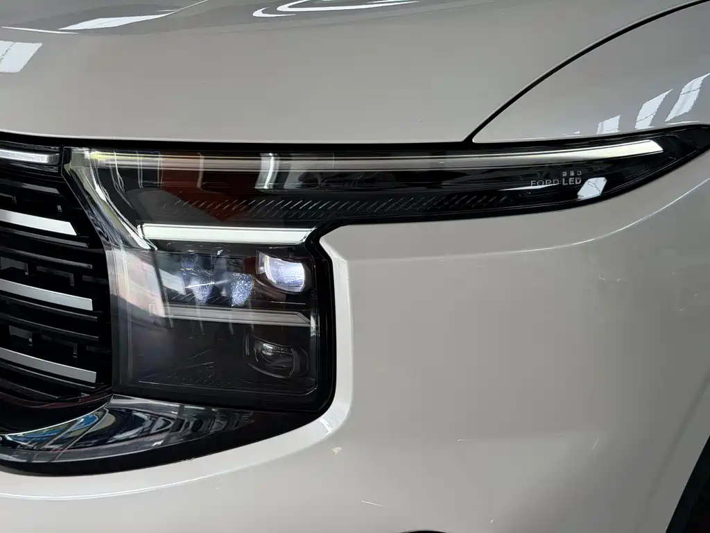 Ford Edge — миниатюра 5