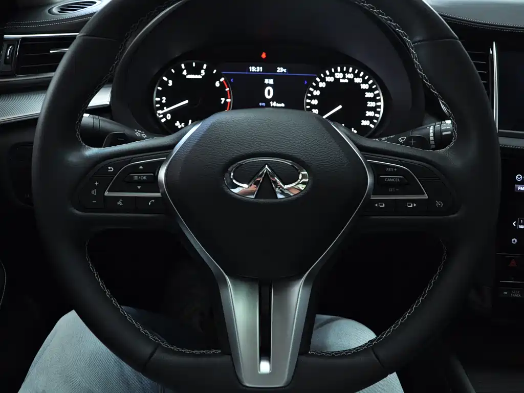 Infiniti QX50 — миниатюра 8