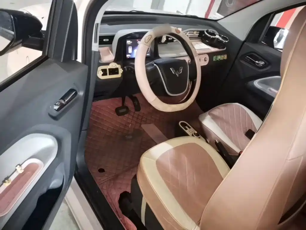 Wuling MINIEV — миниатюра 16