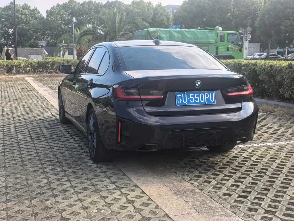 BMW 3 Series — миниатюра 6