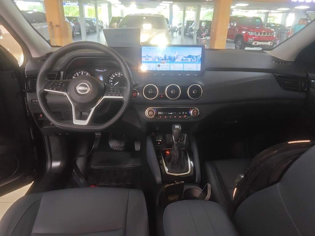 Nissan Qashqai 2.0 л 2025 г. Чёрный, пробег 7400 км