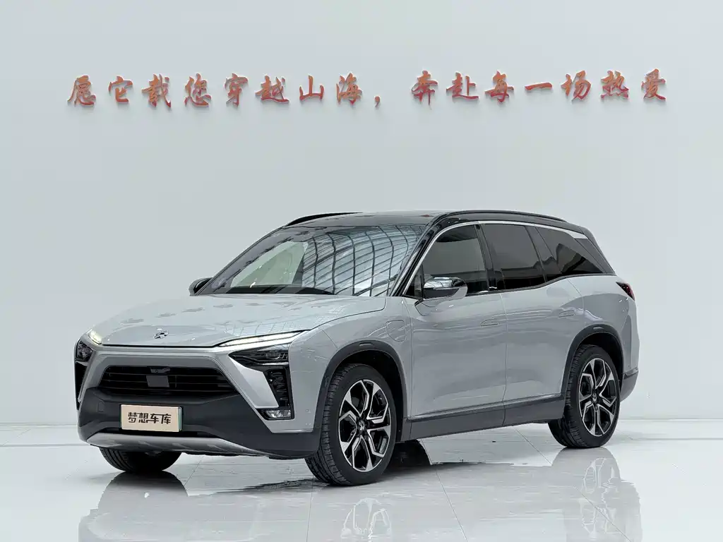 NIO ES8
