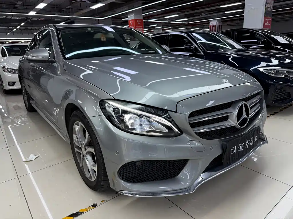Mercedes-Benz C-Class — миниатюра 3