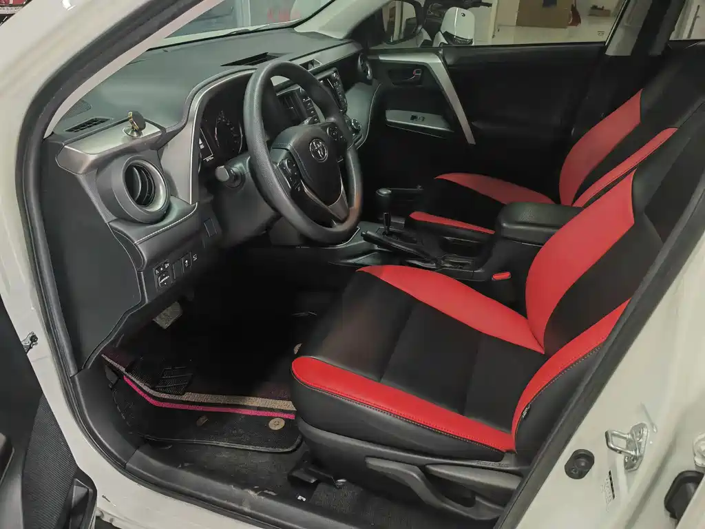 TOYOTA RAV4 RONGFANG