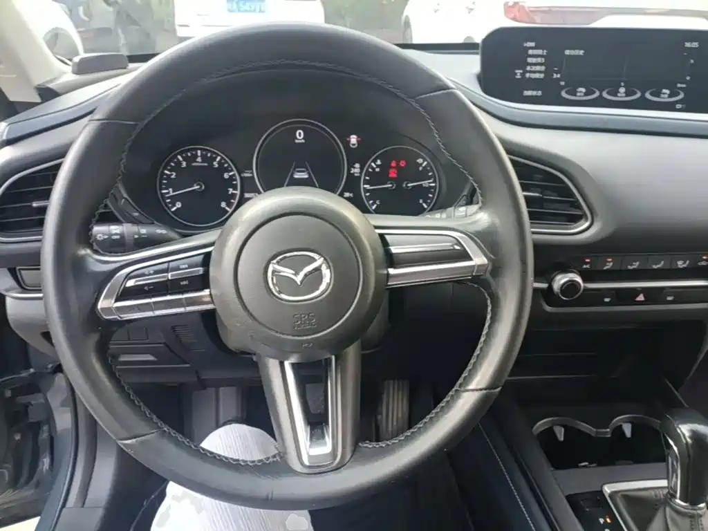Mazda CX-30 — миниатюра 11