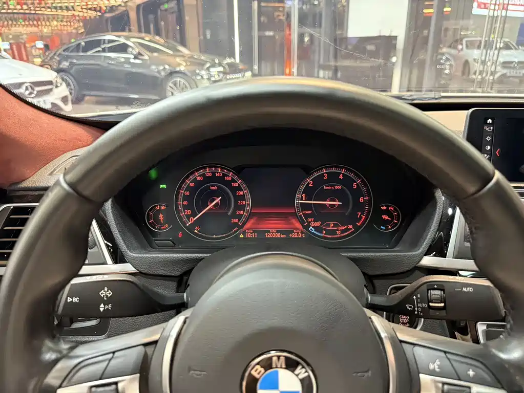 BMW 3 Series GT — миниатюра 11
