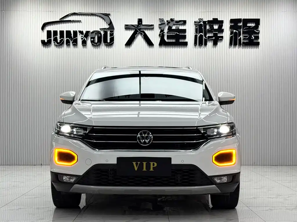 Volkswagen T-Roc — миниатюра 2