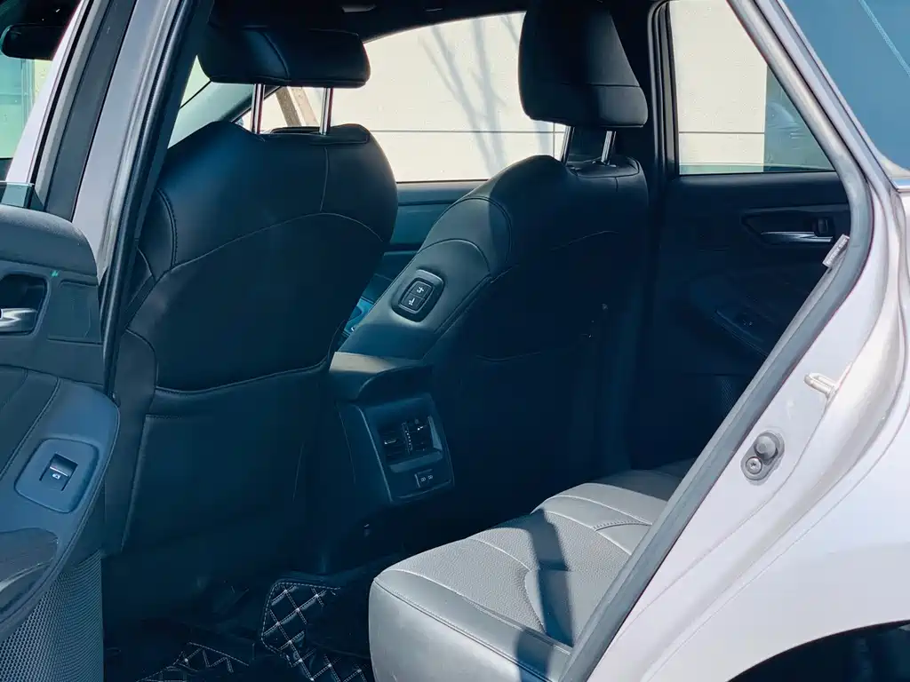 Toyota Avalon — миниатюра 24