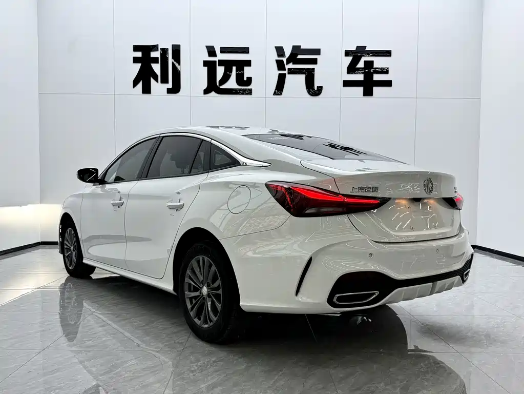 MG MG5 — миниатюра 14