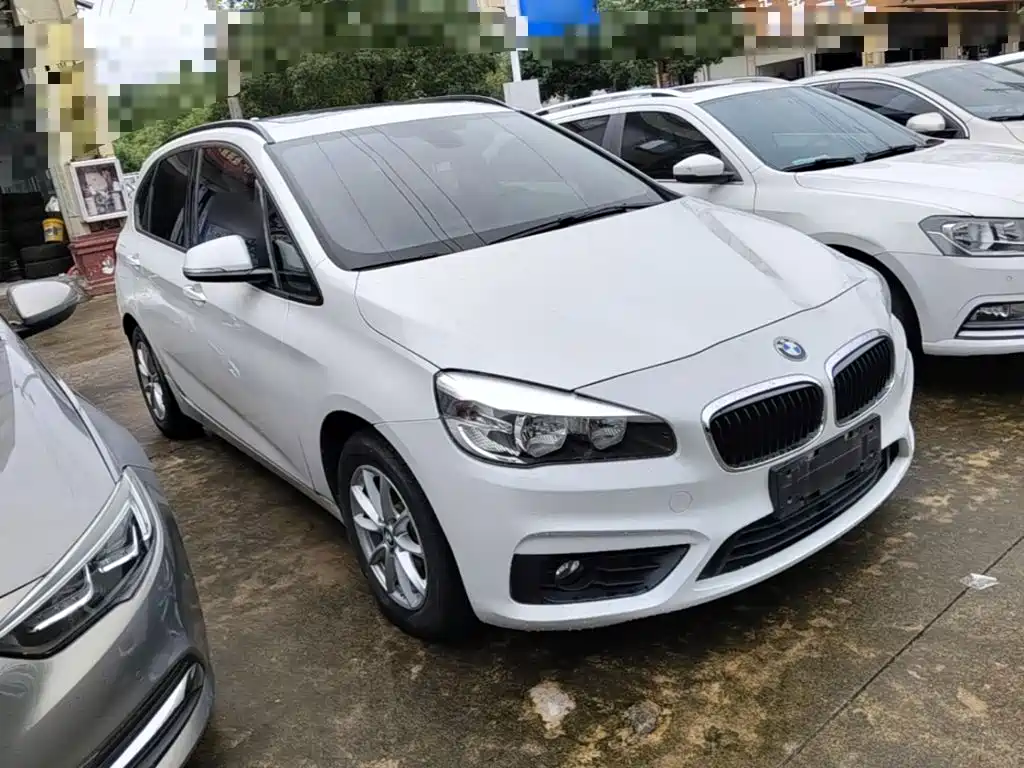 BMW 2 Series Active Tourer — миниатюра 4