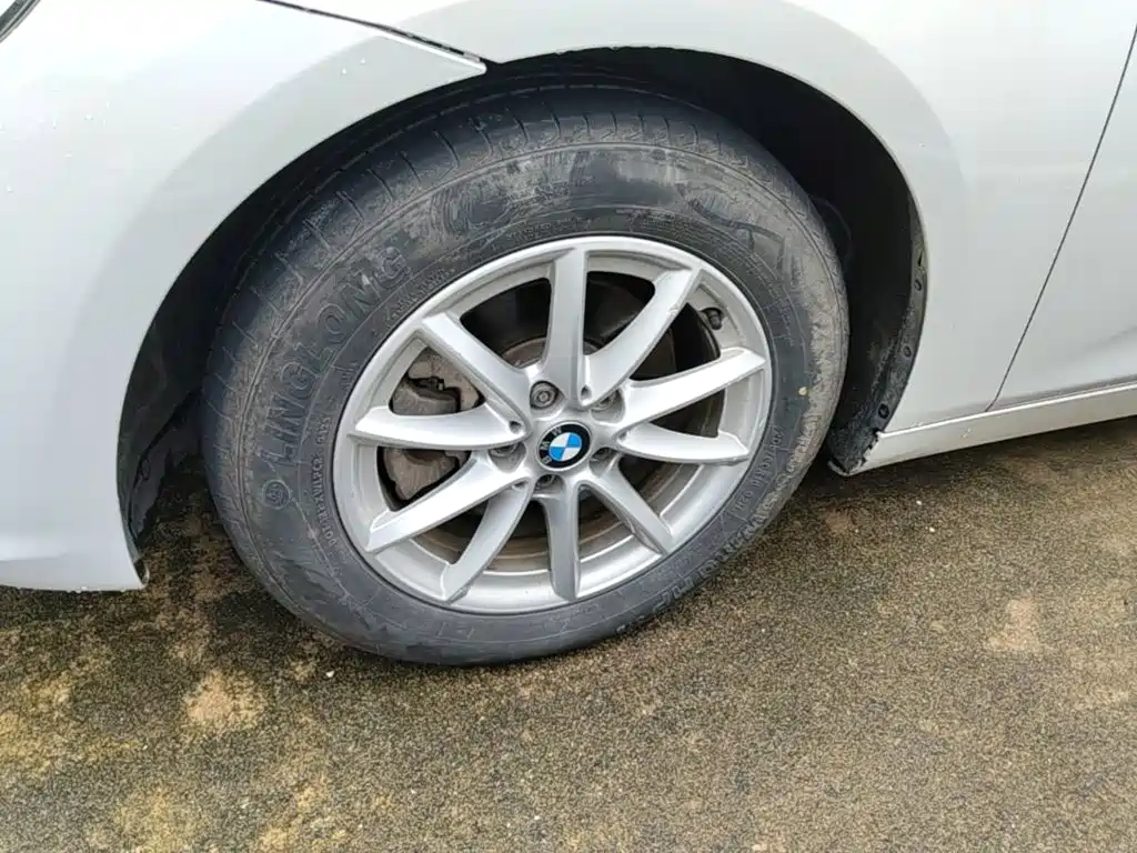 BMW 2 Series Active Tourer — миниатюра 23