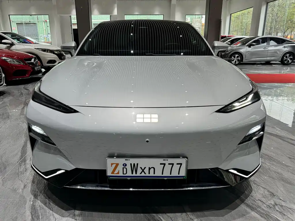 GEELY GALAXY GALAXY E8