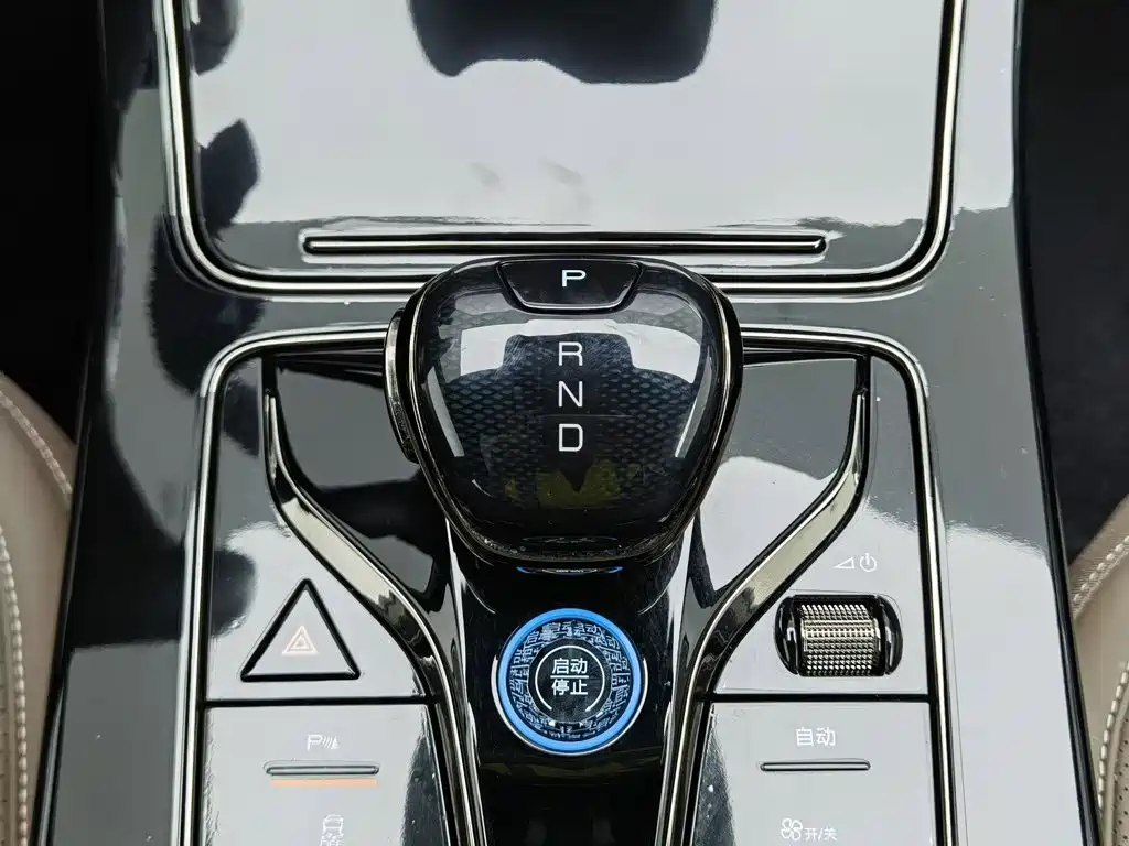 BYD Han — миниатюра 13